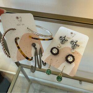 Bundle of earrings- 6 pairs